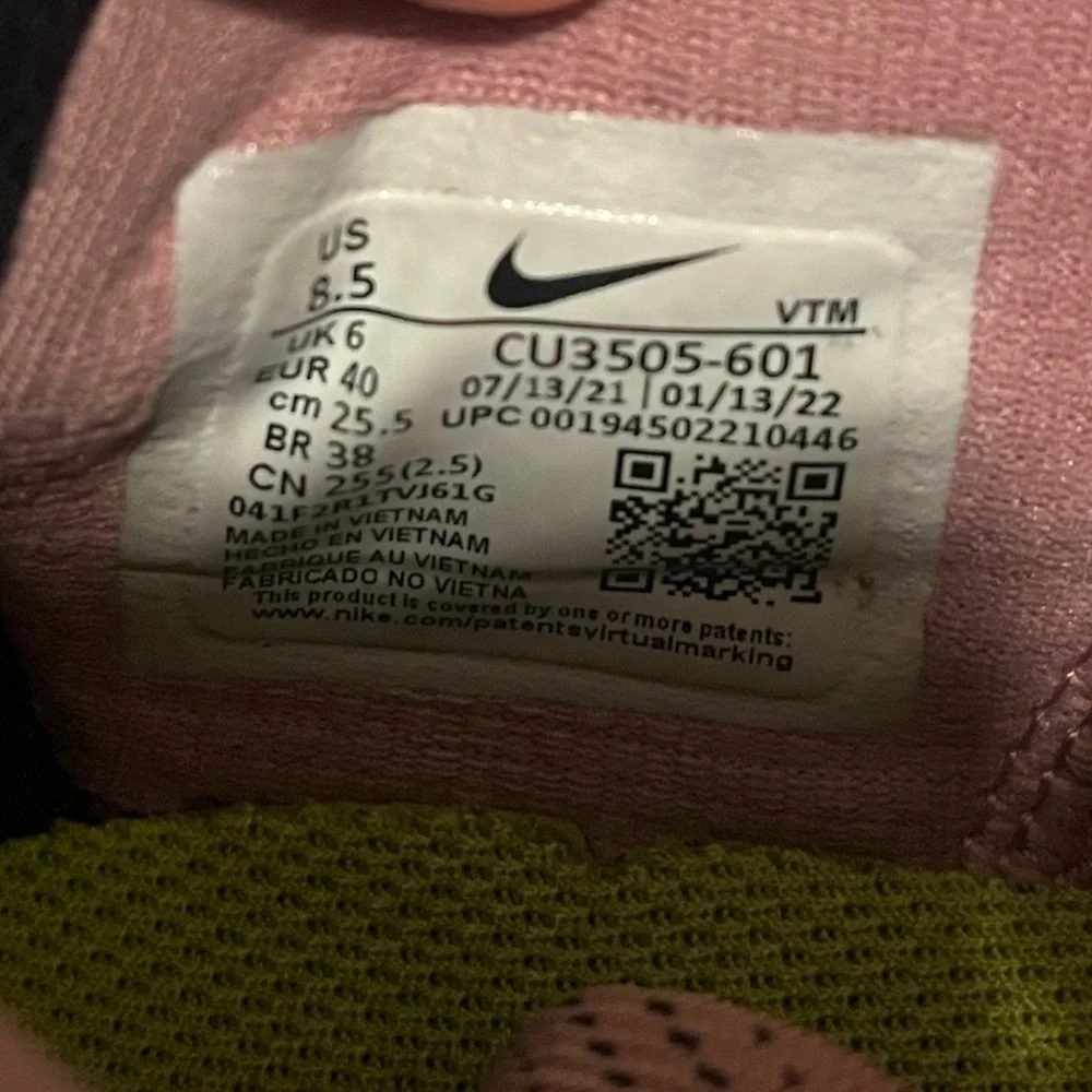 VGUC Nike Renew Women's Pink and Black Running Shoes - Picture 6 of 10